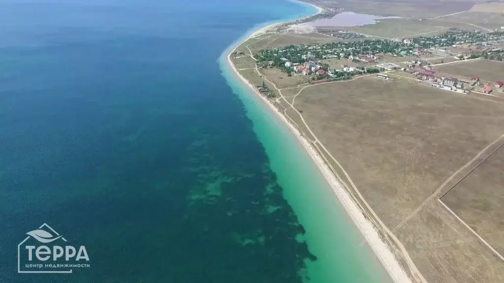 Участок в Крым, Сакский район, Молочненское с/пос, с. Витино уч2 ... - Фото 0