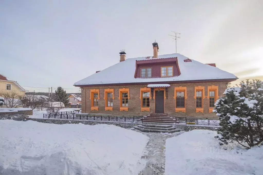 Дом в Свердловская область, Екатеринбург муниципальное образование, с. ... - Фото 1