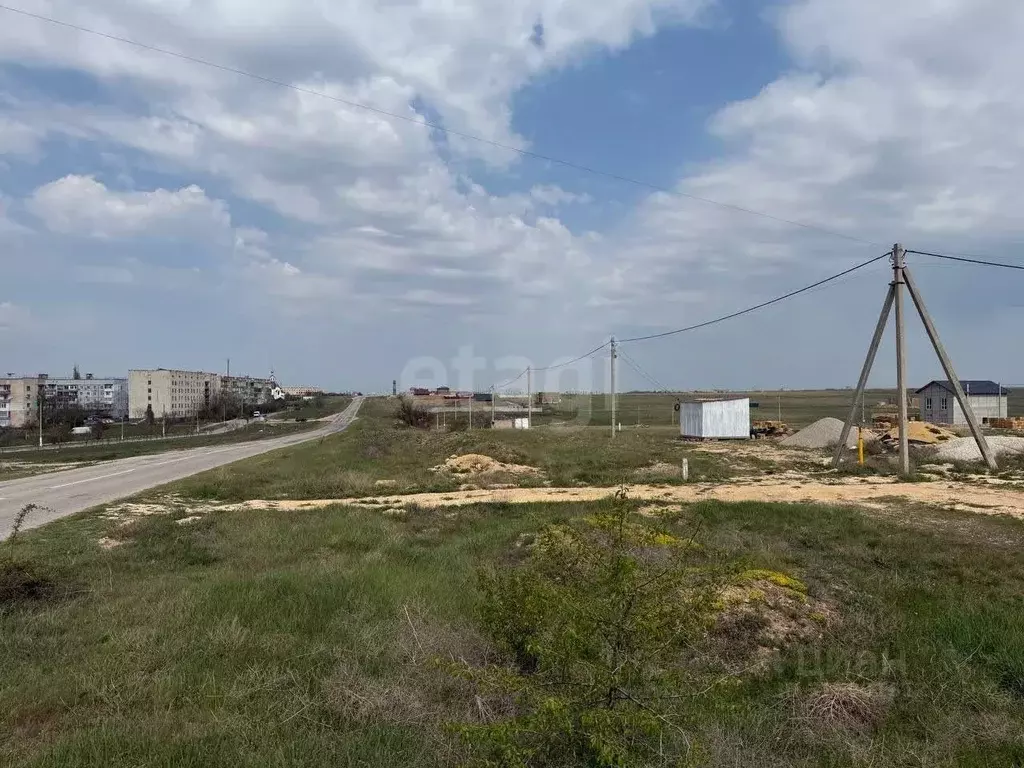 Участок в Крым, Евпатория городской округ, Новоозерное пгт  (5.2 сот.) - Фото 0
