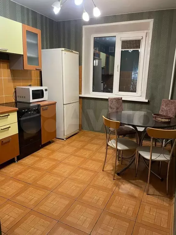 2-к. квартира, 51 м, 2/5 эт. - Фото 1