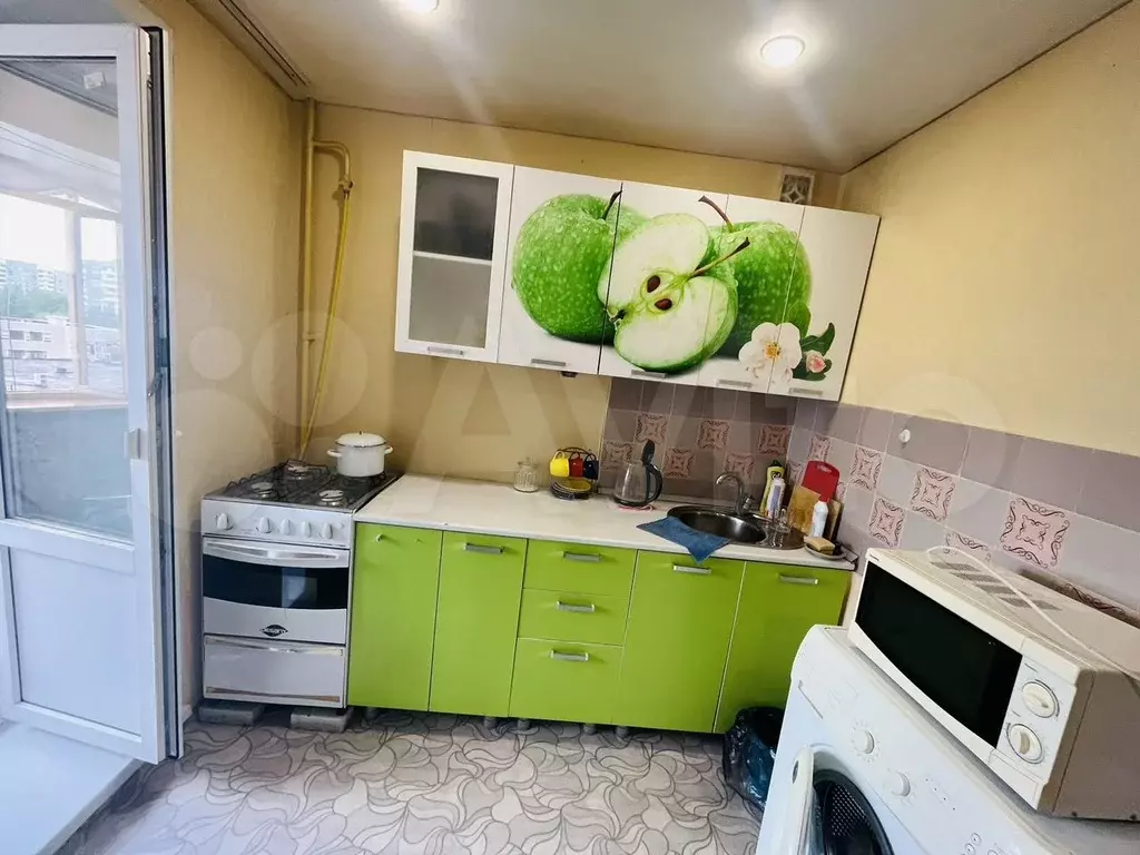1-к. квартира, 32 м, 6/9 эт. - Фото 0
