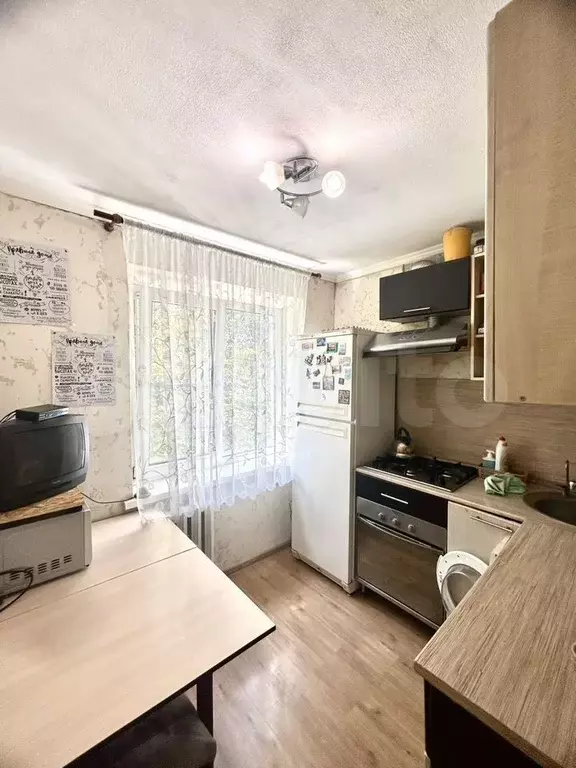 1-к. квартира, 38 м, 7/10 эт. - Фото 0