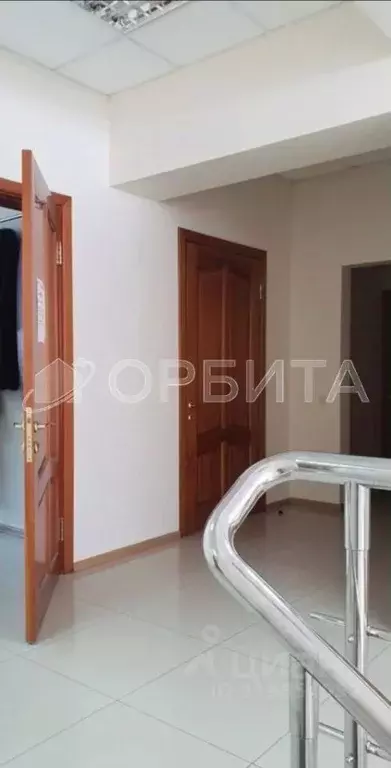 Офис в Тюменская область, Тюмень ул. Малыгина, 49 (140 м) - Фото 1