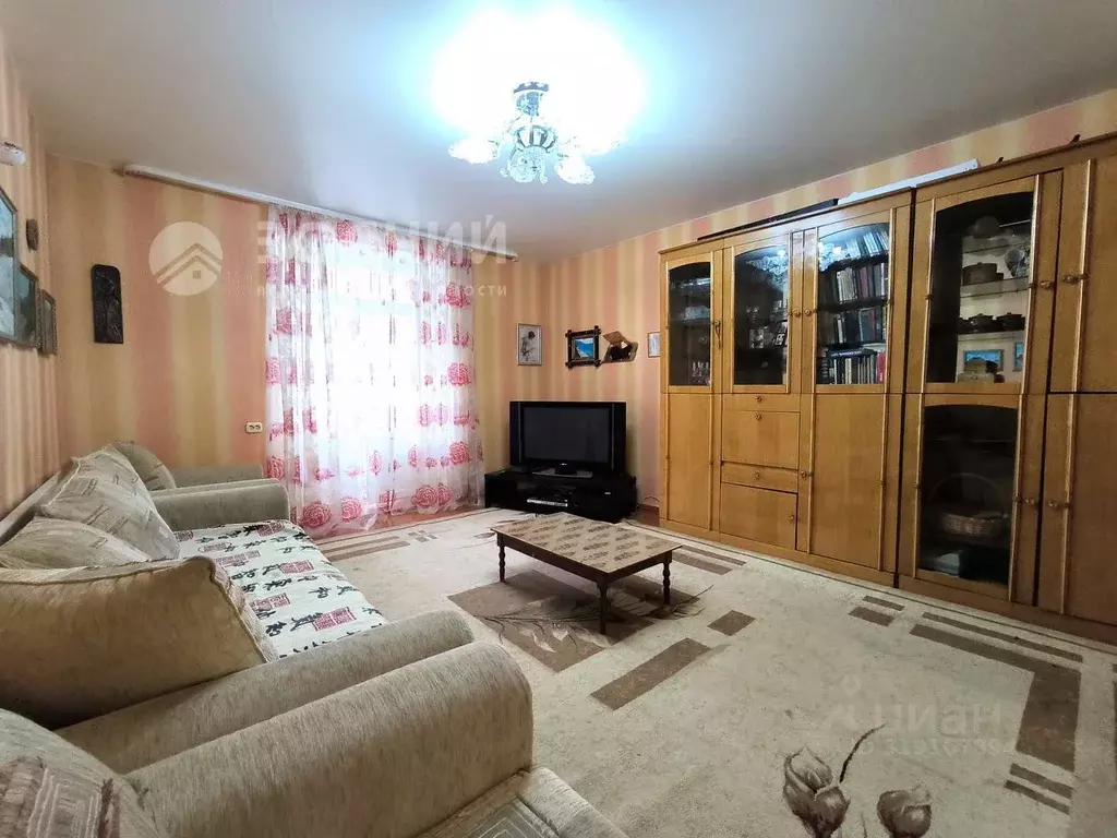 3-к кв. Чувашия, Канаш ул. Пушкина, 50 (81.6 м) - Фото 1