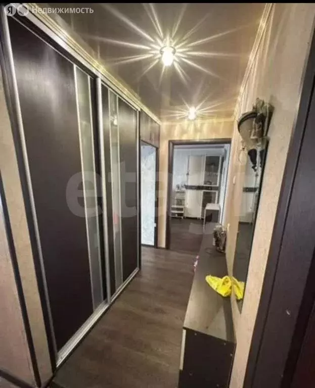 3-комнатная квартира: Салават, улица Ленина, 21 (58.4 м) - Фото 1
