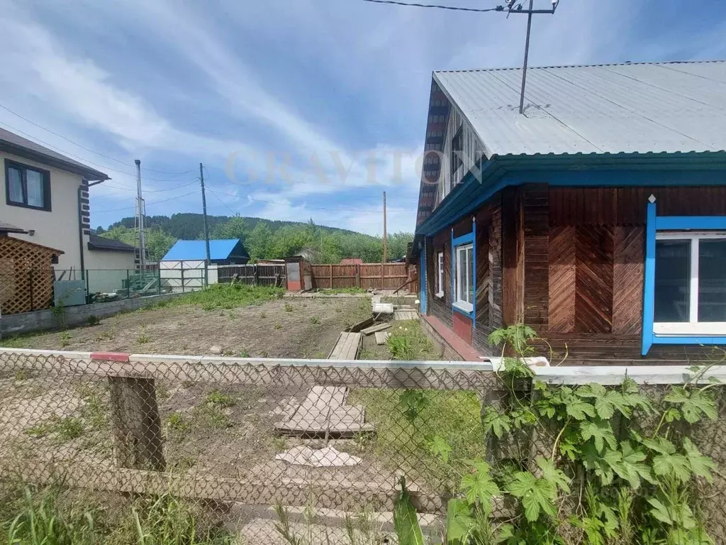 Участок в Алтай, Горно-Алтайск ул. Фрунзе (5.5 сот.) - Фото 0
