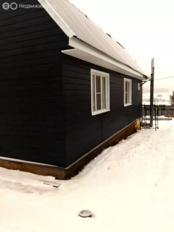 Дом в Вологодская область, Сокольский муниципальный округ, деревня ... - Фото 1