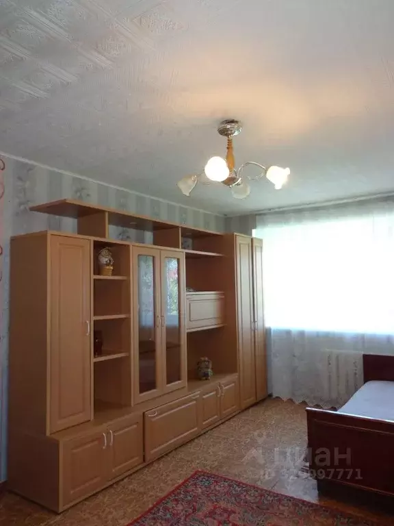 1-к кв. Омская область, Омск просп. Космический, 20 (34.0 м) - Фото 2