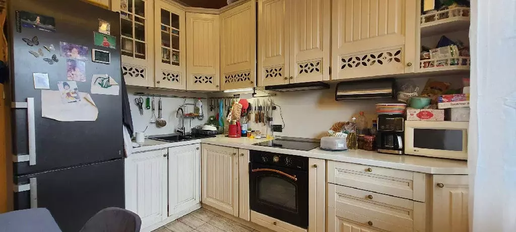 Продается 3-комнатная квартира - Фото 1