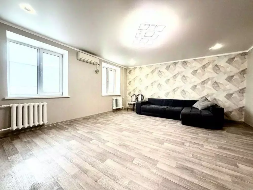 3-к кв. Татарстан, Казань Ново-Светлая ул., 16 (82.0 м) - Фото 1