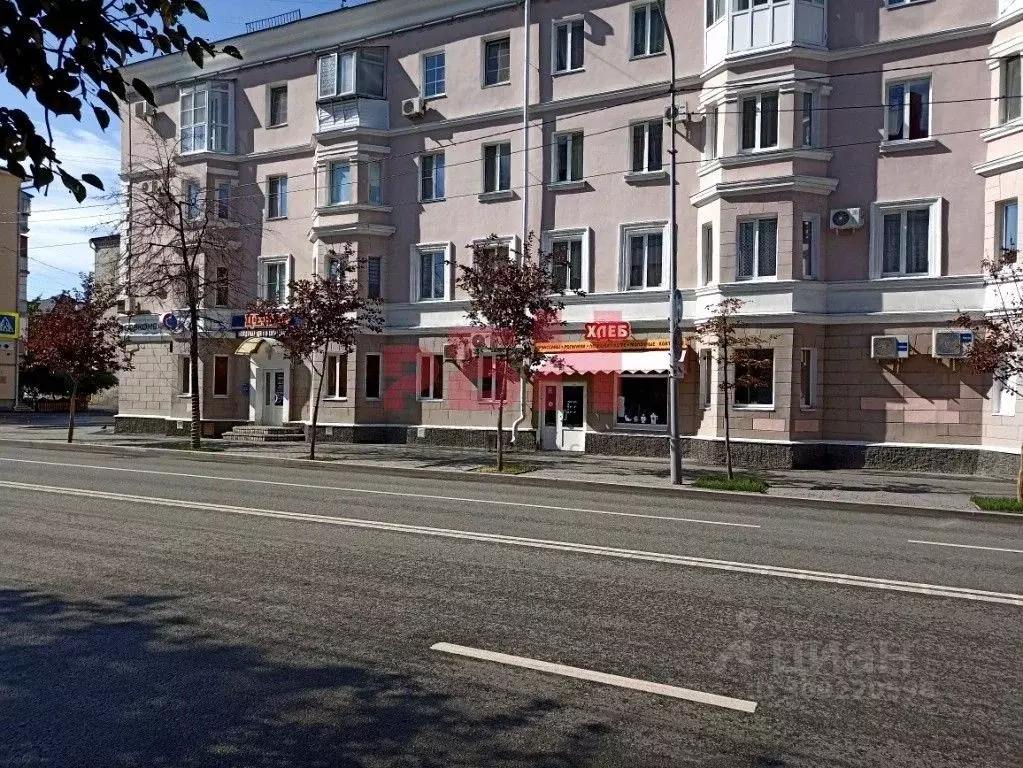 Торговая площадь в Курганская область, Курган ул. Ленина, 13 (63 м) - Фото 1