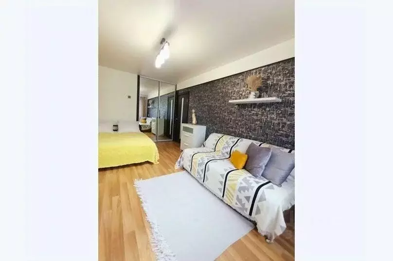 1-к кв. Красноярский край, Красноярск Волгоградская ул., 7а (32.0 м) - Фото 0