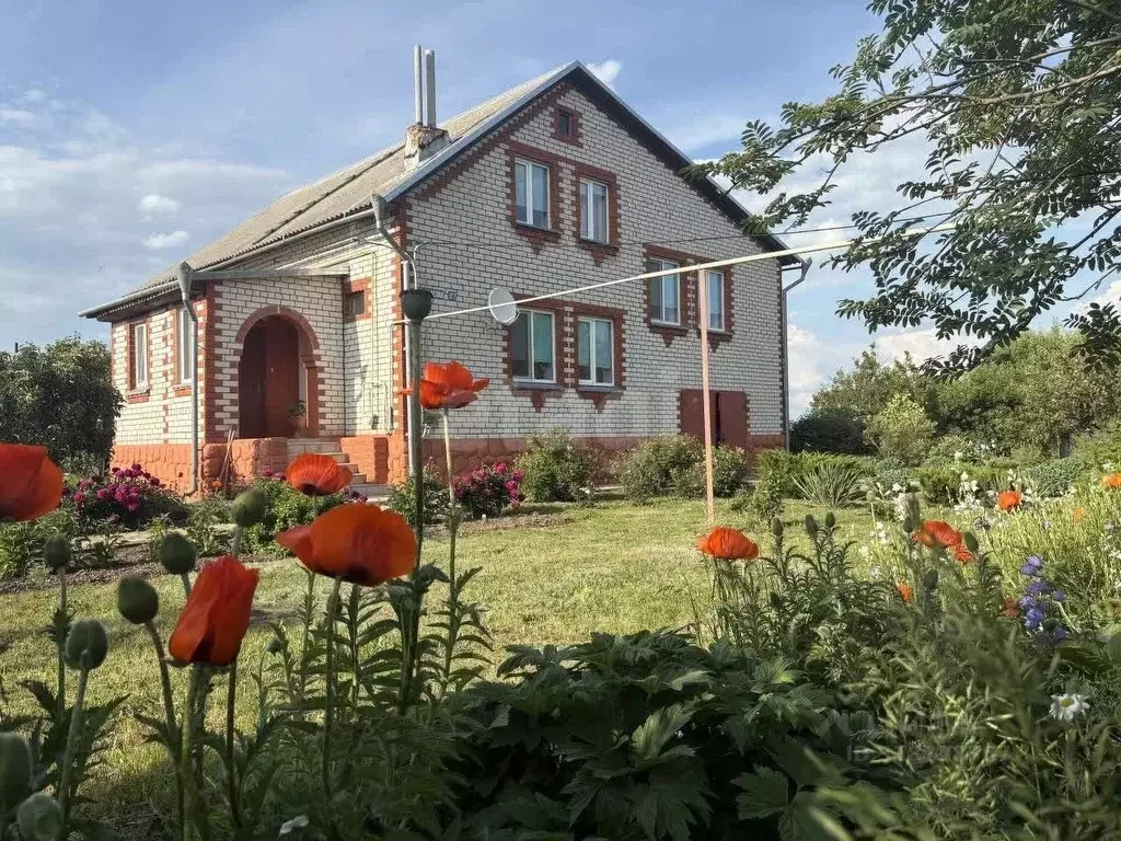 Дом в Белгородская область, Корочанский район, с. Мелихово ул. ... - Фото 1