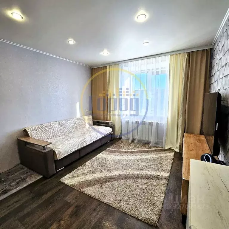 2-к кв. Челябинская область, Копейск Луганская ул., 2А (39.8 м) - Фото 1