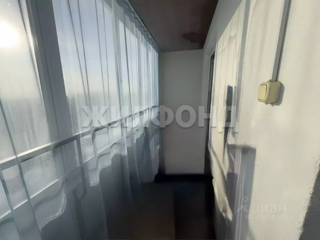 1-к кв. Кемеровская область, Кемерово ул. Серебряный Бор, 12 (35.3 м) - Фото 2