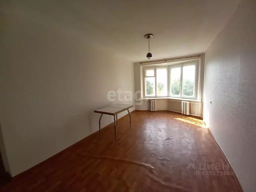 3-к кв. Ленинградская область, Кириши ул. Строителей, 6 (55.5 м) - Фото 1