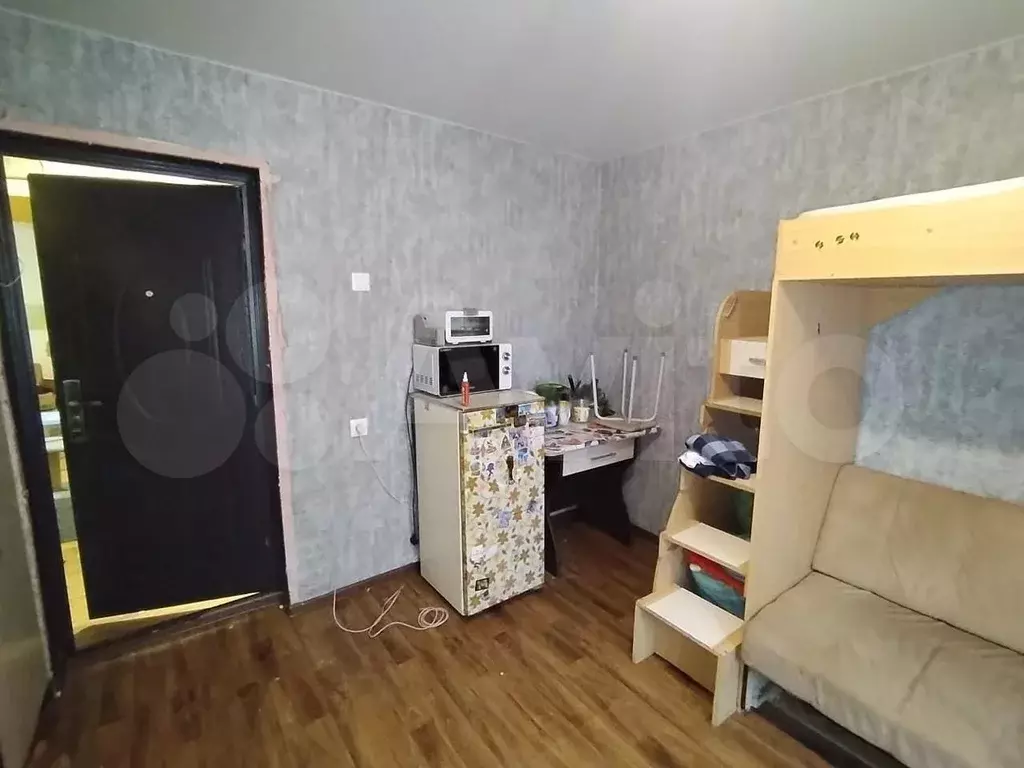 Комната 13,3 м в 8-к., 3/9 эт. - Фото 1
