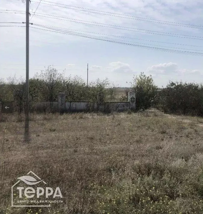 Участок в Крым, Сакский район, Веселовское с/пос, с. Порфирьевка ул. ... - Фото 0