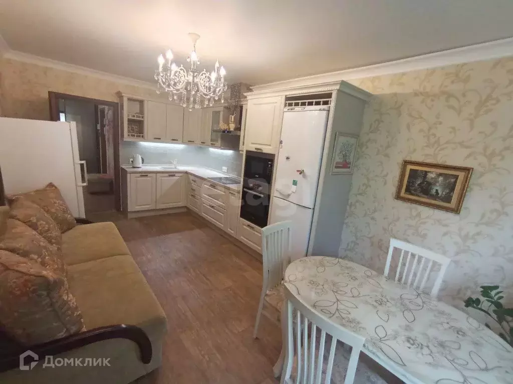 Продаётся 2-к квартира, 80 м - Фото 1