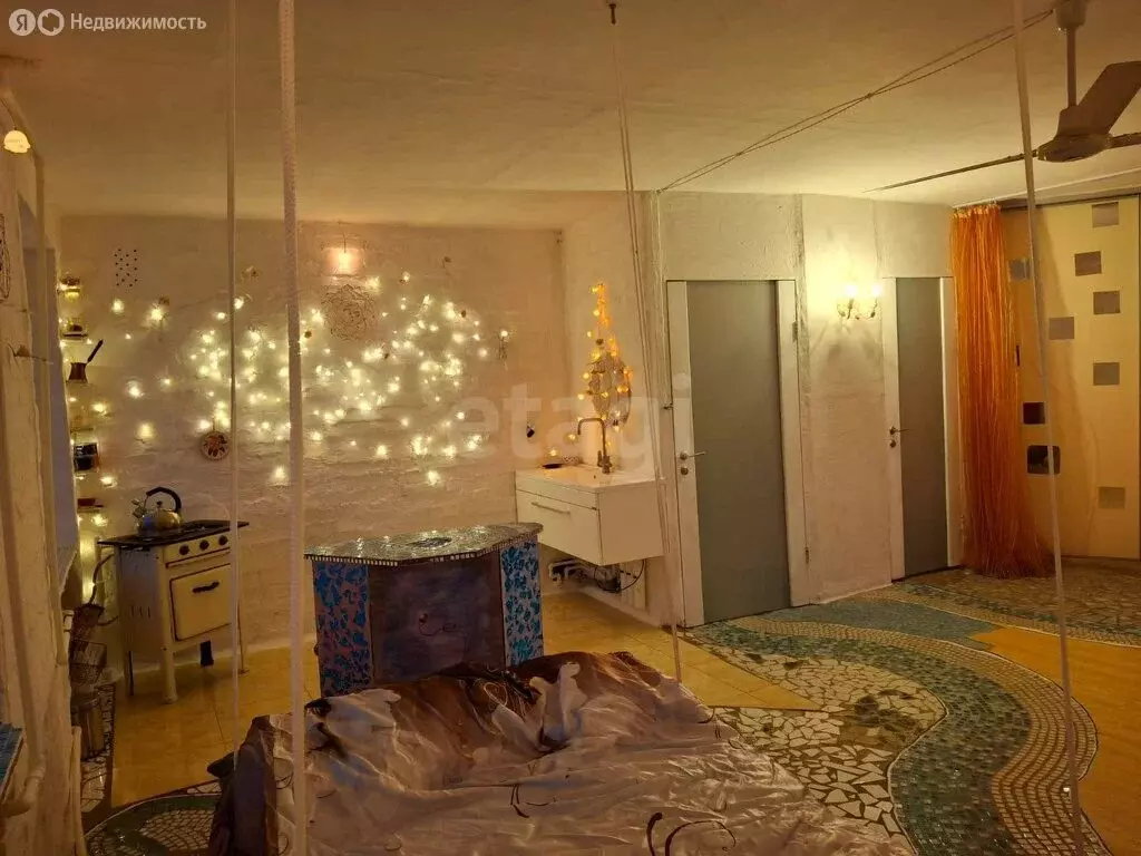 2-комнатная квартира: Астрахань, улица Комсомольская Набережная, 23 ... - Фото 2