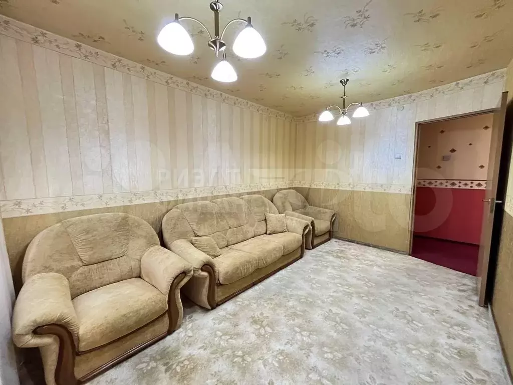 3-к. квартира, 53 м, 2/4 эт. - Фото 0