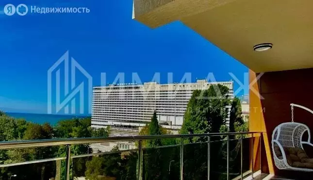 2-комнатная квартира: Сочи, Черноморская улица, 6 (66 м) - Фото 0