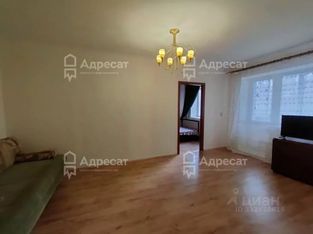 2-к кв. Волгоградская область, Волгоград ул. Поддубного, 20 (43.5 м) - Фото 1