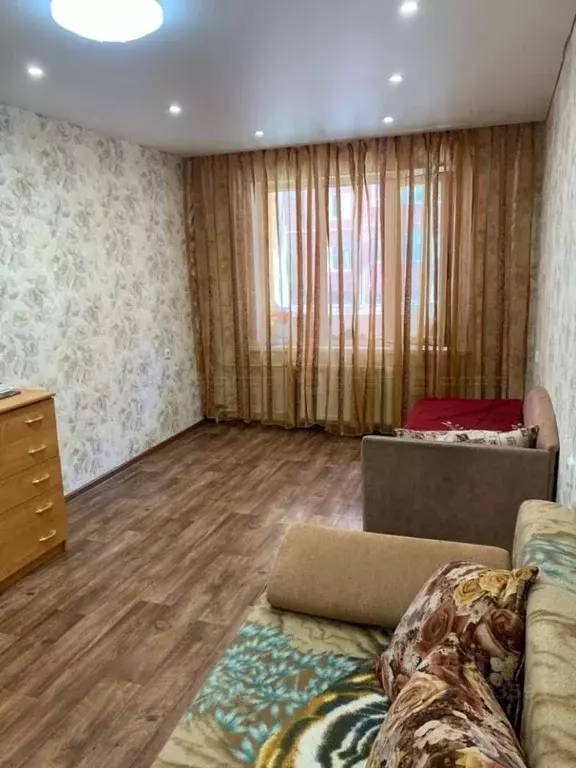 2-к кв. Татарстан, Зеленодольск просп. Строителей, 20 (63.8 м) - Фото 0