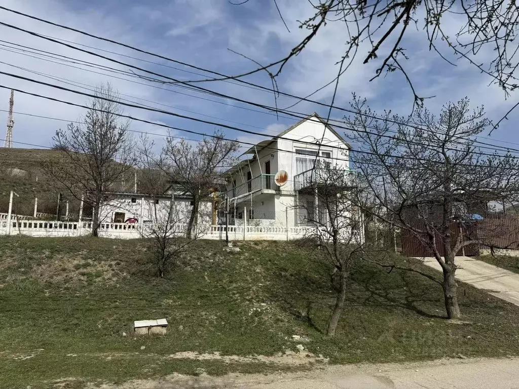 Дом в Крым, Феодосия муниципальный округ, Курортное пгт ул. Курортная ... - Фото 1