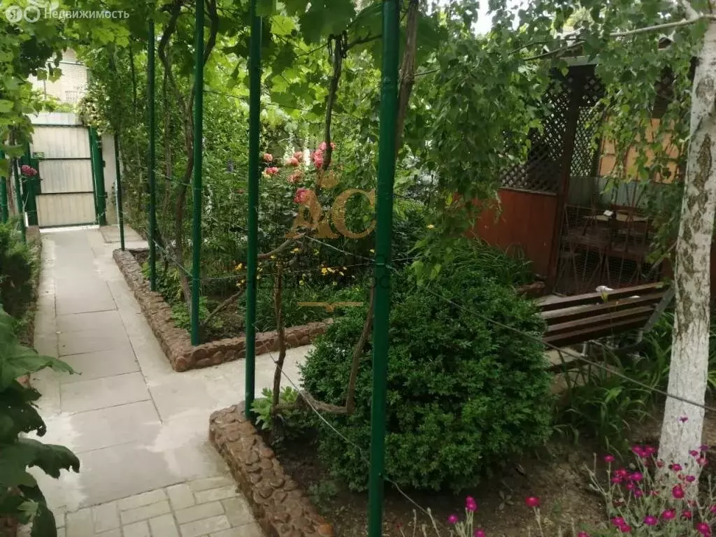 Дом в Коктебель, улица Антонова, 1Б (115 м) - Фото 0