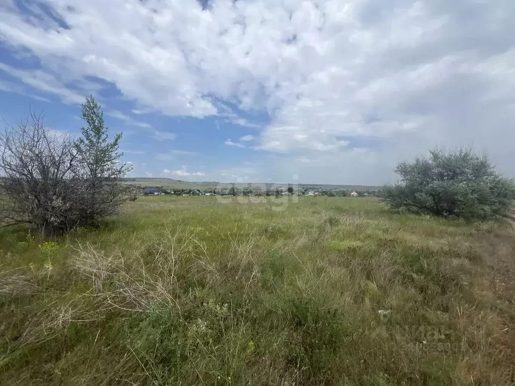 Участок в Саратовская область, Курдюм ст. ул. Молодежная (15.0 сот.) - Фото 0
