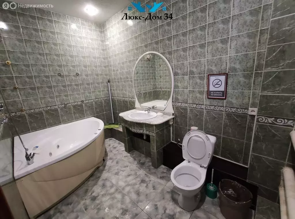 Дом в Волгоград, посёлок Ангарский (258.2 м) - Фото 1