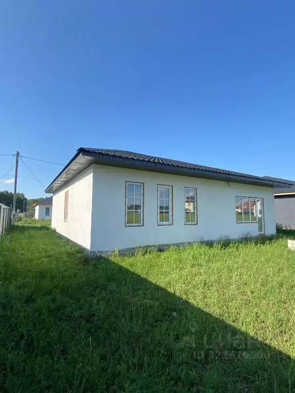 Дом в Омская область, Омский район, Магистральное с/пос, Деревня ... - Фото 1