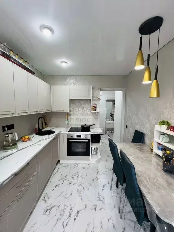 3-к кв. Тюменская область, Тюмень Широтная ул., 55 (66.4 м) - Фото 1