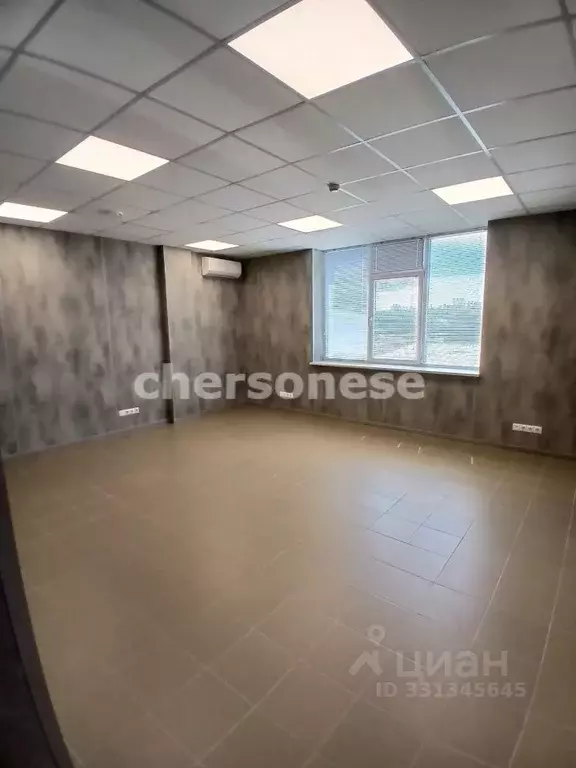Офис в Севастополь ул. Вакуленчука, 39Б (47 м) - Фото 2