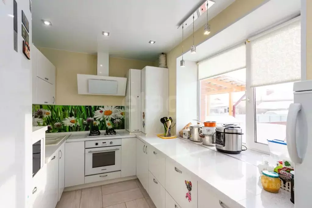 Дом в Тюменская область, Тюменский муниципальный округ, д. Ушакова, ... - Фото 1