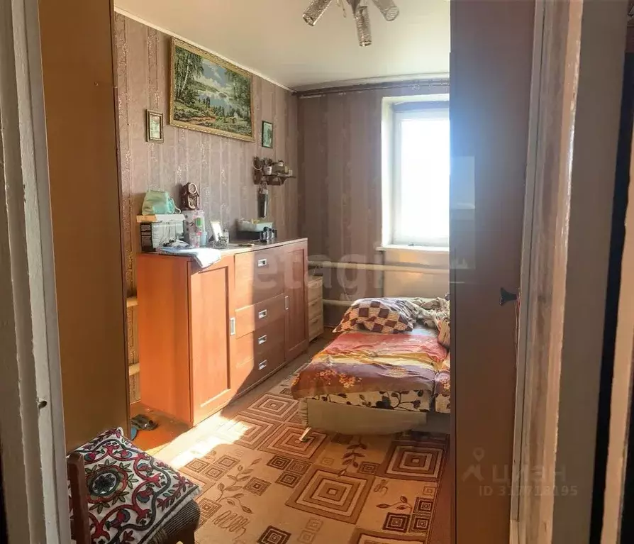 4-к кв. Калмыкия, Целинный район, с. Троицкое ул. Пушкина, 10 (80.0 м) - Фото 1