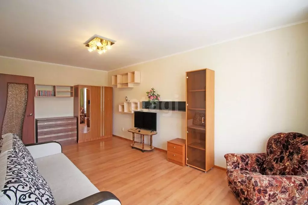 1-к кв. Ямало-Ненецкий АО, Новый Уренгой Надымская ул., 3А (37.8 м) - Фото 1