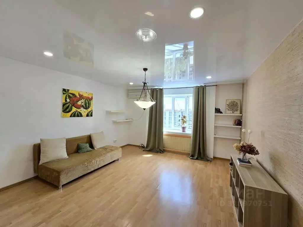 1-к кв. Башкортостан, Уфа ул. Карла Маркса, 49/1 (60.3 м) - Фото 0