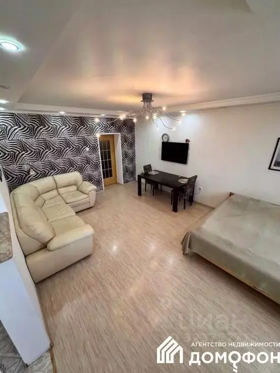 2-к кв. Омская область, Омск ул. Сулеймана Стальского, 8/1 (73.4 м) - Фото 2