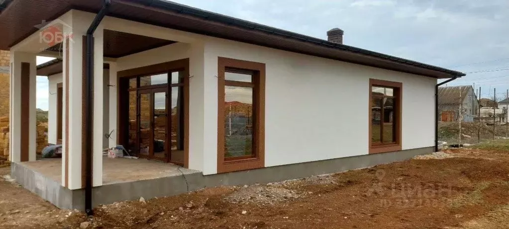 Дом в Крым, Евпатория Яшлык жилмассив,  (142 м) - Фото 1