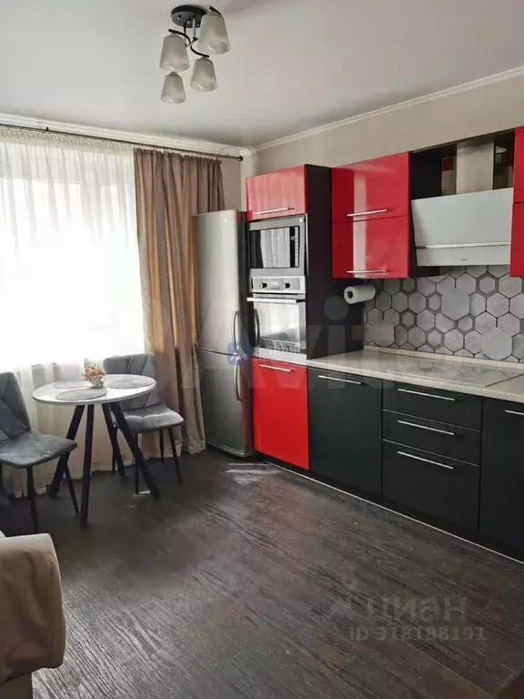 1-к кв. Тюменская область, Тюмень Широтная ул., 172к2 (41.9 м) - Фото 0