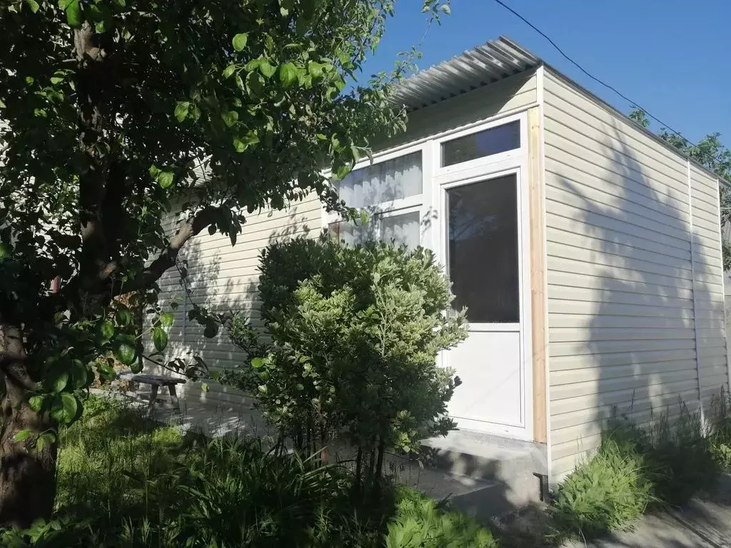 Дом в Краснодарский край, Сочи ул. Бехтерева, 32 (28 м) - Фото 0