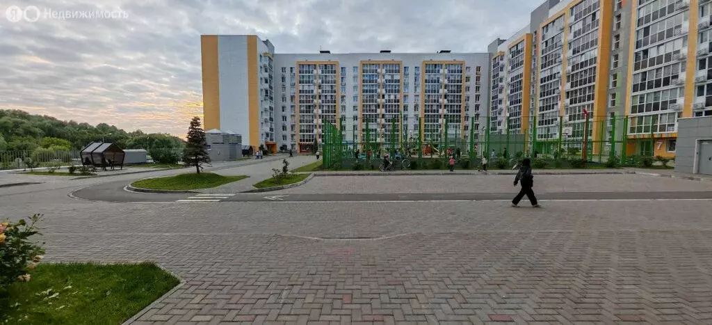 1-комнатная квартира: Казань, улица Азата Аббасова, 8 (33.5 м) - Фото 0