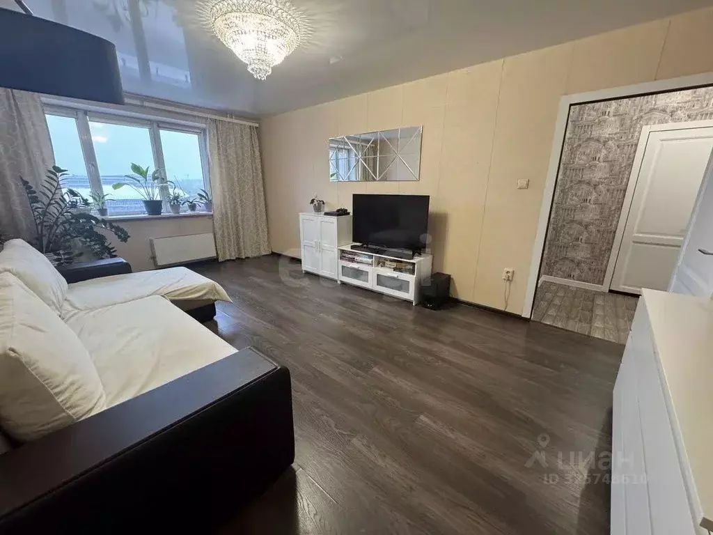 3-к кв. Ярославская область, Ярославль просп. Фрунзе, 33 (84.6 м) - Фото 1