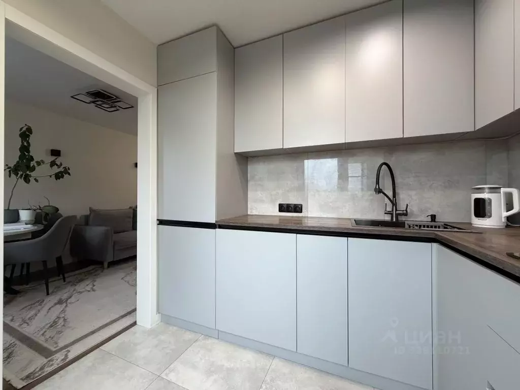 3-к кв. Москва ул. Кухмистерова, 3К2 (58.8 м) - Фото 2