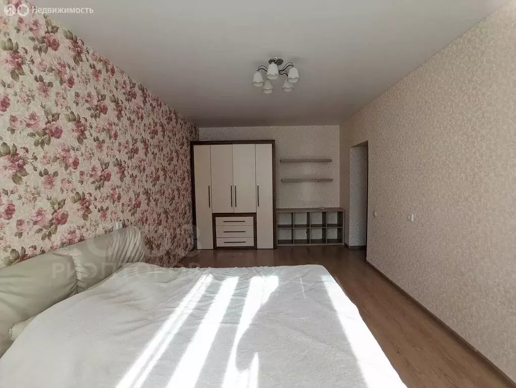 2-комнатная квартира: Волгоград, Шекснинская улица, 81А (68 м) - Фото 1