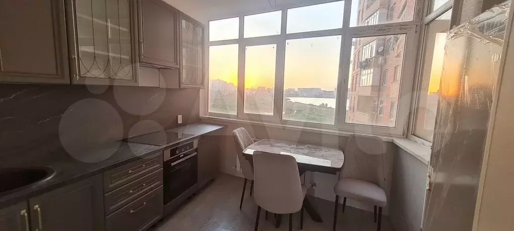 2-к. квартира, 55 м, 5/10 эт. - Фото 1