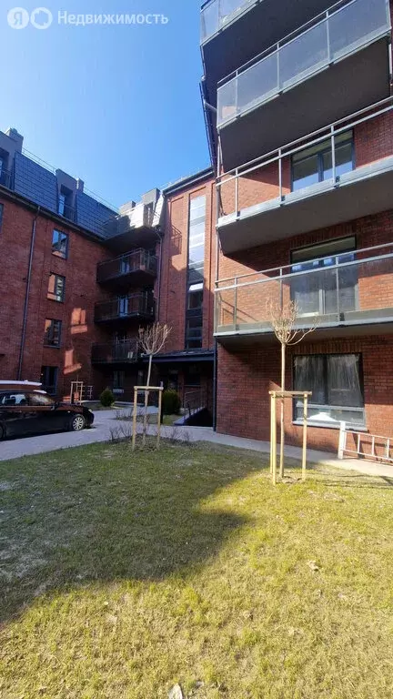 2-комнатная квартира: Зеленоградск, улица Автомобилистов, 4 (56.9 м) - Фото 2