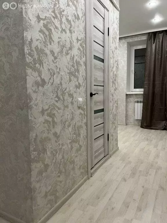 1-комнатная квартира: Саратов, Высокая улица, 19А (35 м) - Фото 1